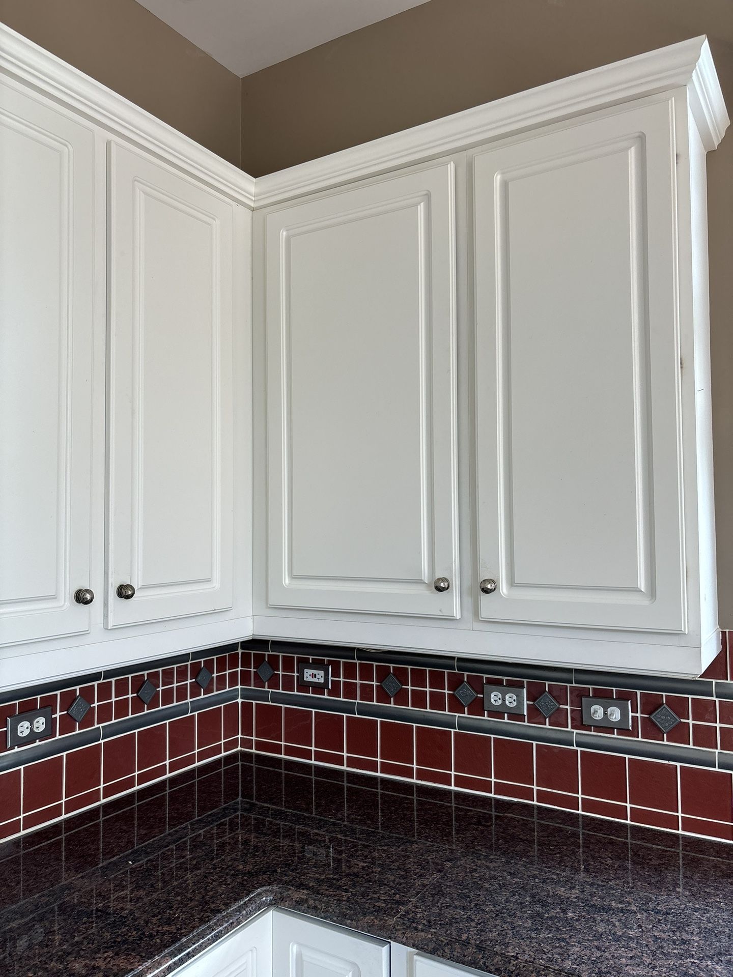 KITCHEN Cabinets