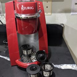 Keurig B30 Single Serve Coffee Maker With Reusable K Cups