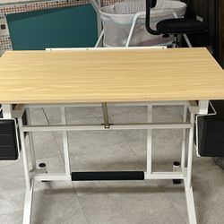 Painting Desk 