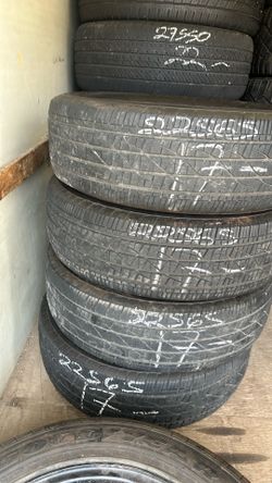 Set of 225/65/17 Firestone