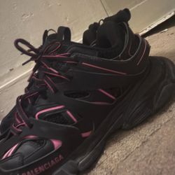 Balenciaga pink & black