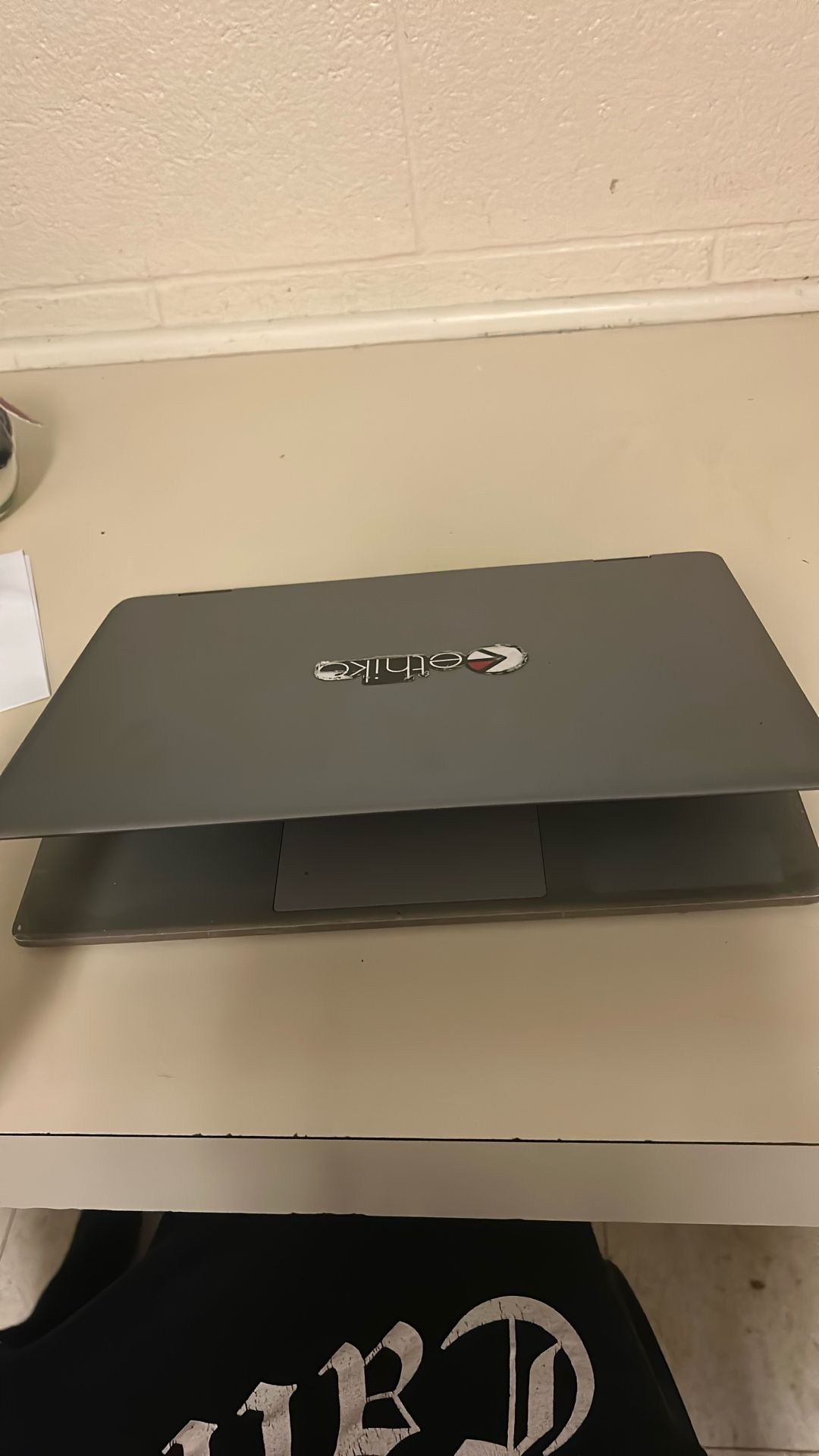 Onn Computer With Charger