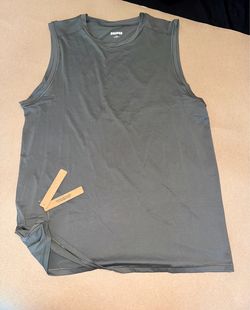 Mens SKIMS Sleeveless Performance Tank Top Gray NWT