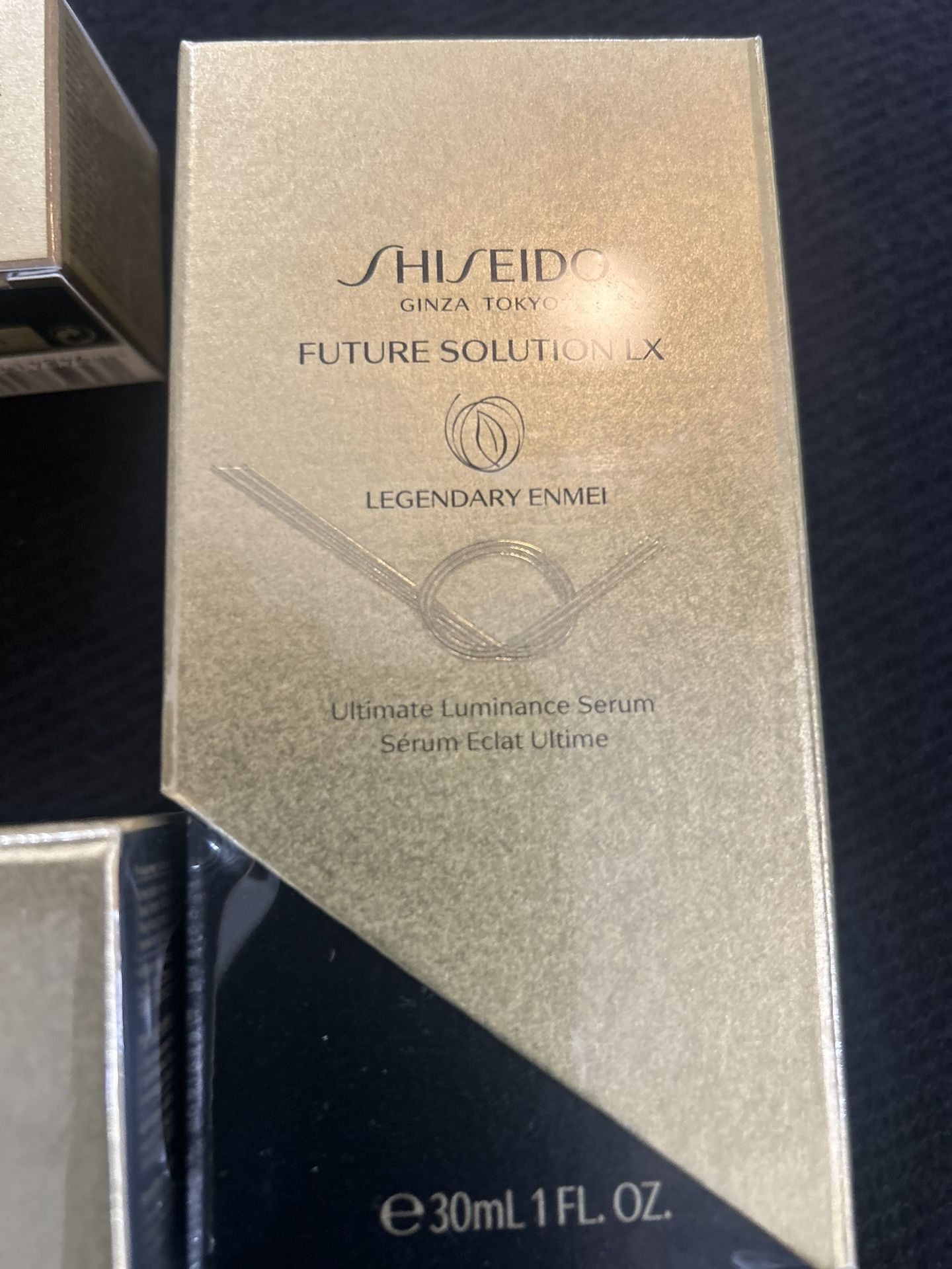 Expensive Make Up Shiseido. Make Up. Offer