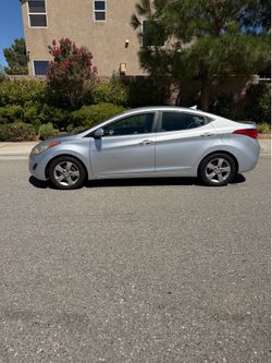 2012 Hyundai Elantra