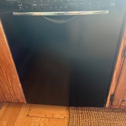 Dishwasher- For Parts 