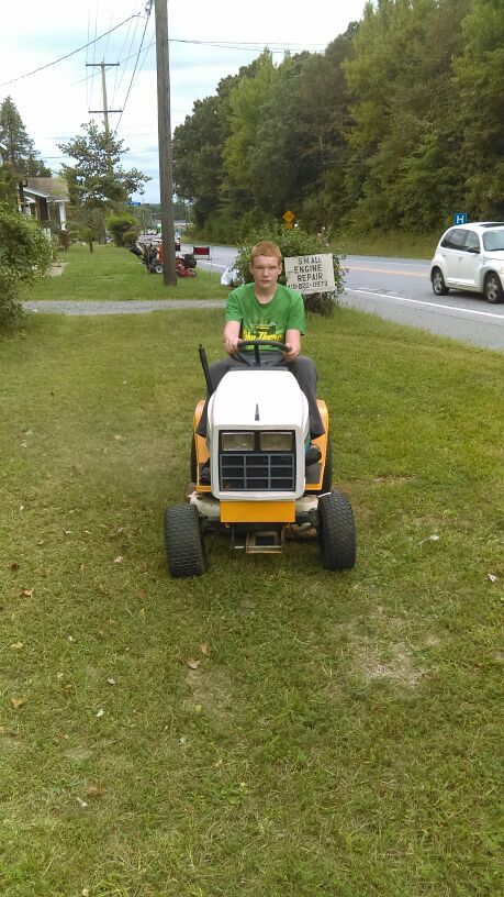 Cub Cadet 1015 riding mower