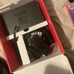 Nintendo Switch Bundle With 6 Games
