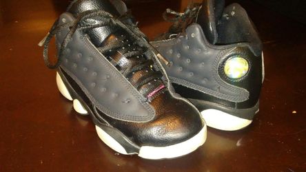 GIRLS NIKE AIR JORDANS 13 HYPER PINK RETRO SIZE 1.5Y