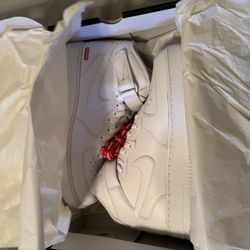 Supreme Nike air Force One Mid Sz12
