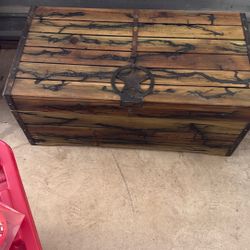 Old Style Wooden Chest Storage Bin