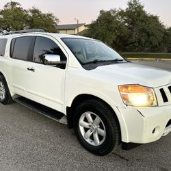 2011 Nissan Armada