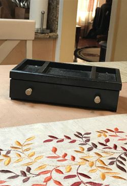 Drawer cabinet