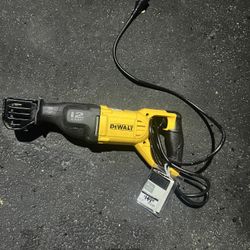 Soso Dewalt 