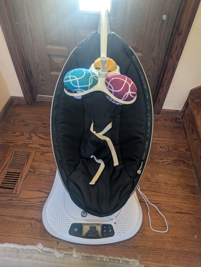 4moms MamaRoo Baby Swing