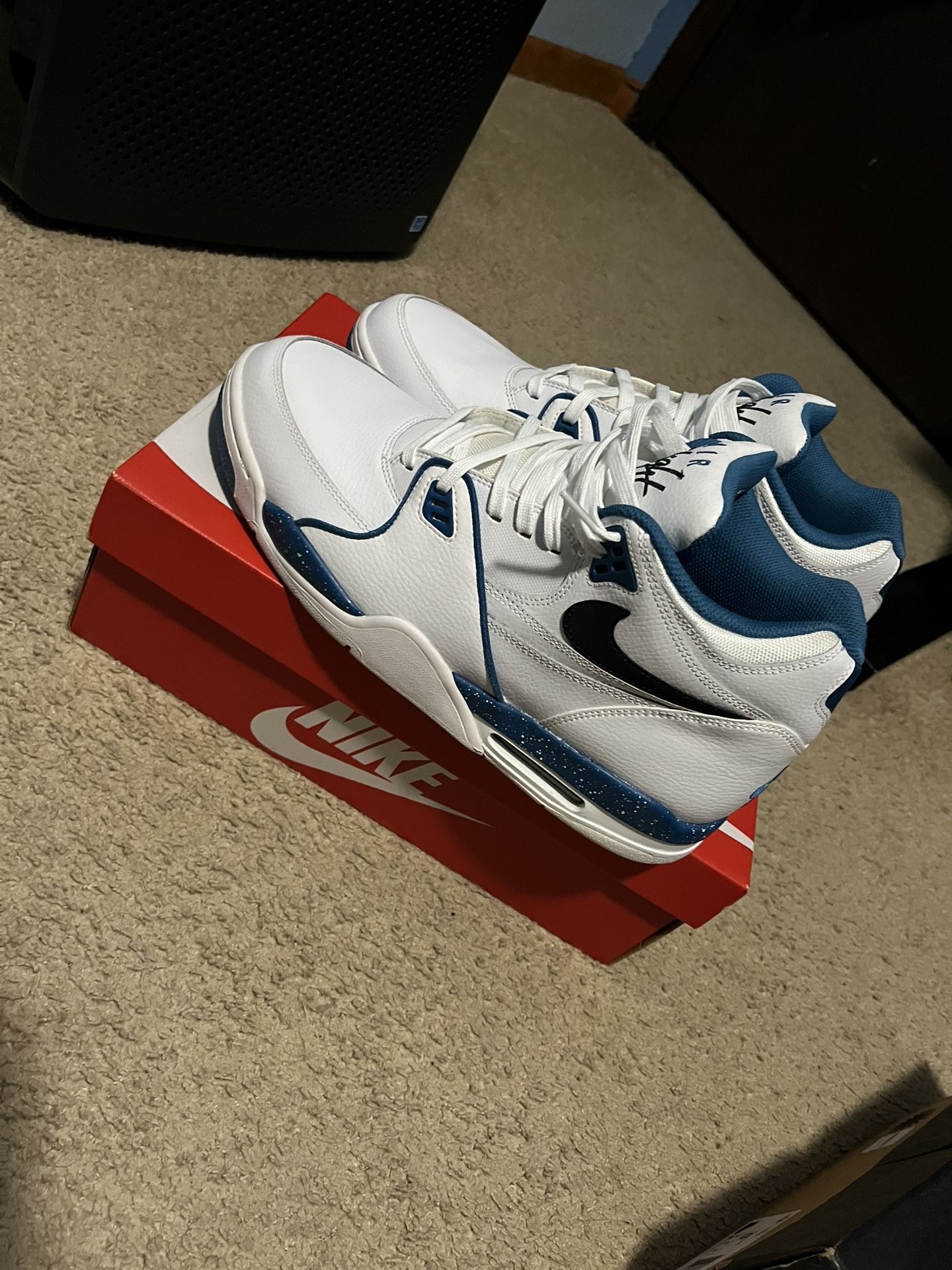Nike