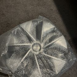 Wheel covers Tesla Model Y