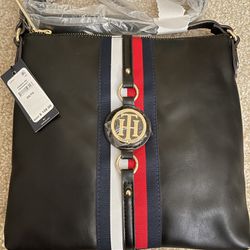 New With Tags Tommy Hilfiger Women's Black Crossbody Bag