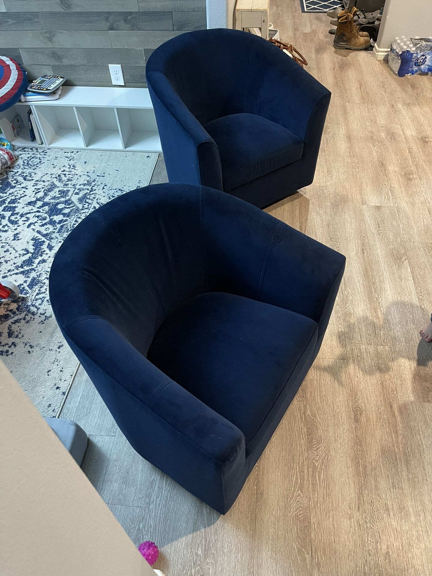2 Blue Swivel Chairs & 1 Blue Storage Bench for Sale in Odessa, TX