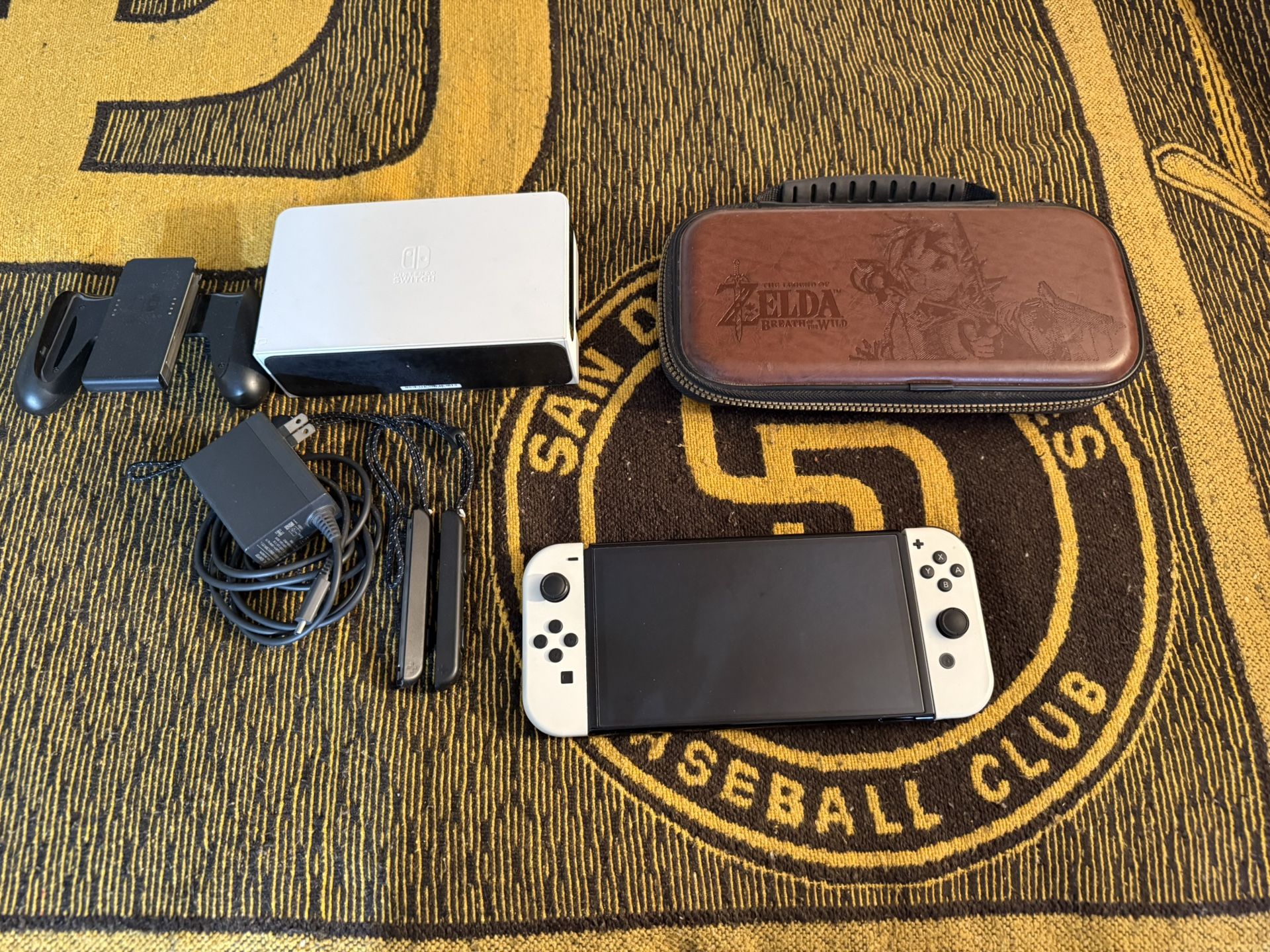 Nintendo Switch OLED