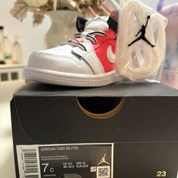 Jordan 1 Mid Kid Shoes 7c