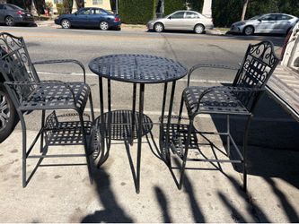 Table & Chair set