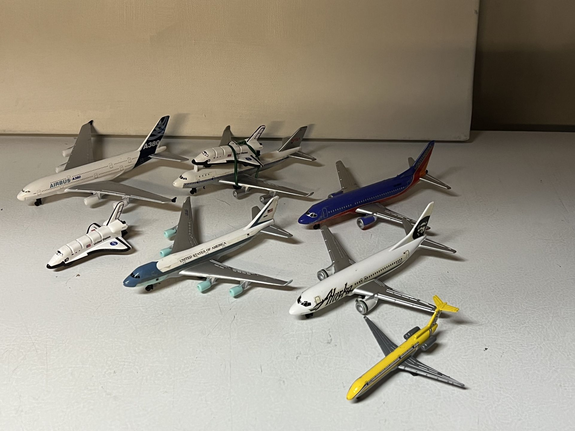 Realtoy Airplanes Lot Diecast