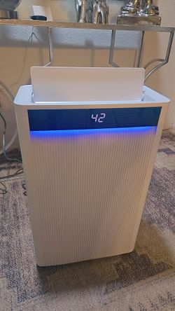 White Air Purifier with Digital Display