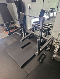 Bells of Steel belt squat machine