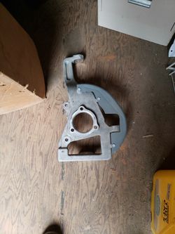 02 To 05 Explorer Right Knuckle