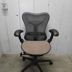 Herman Miller Mirra Ergonomic Task Chair With adjustable lumbar support tensioner