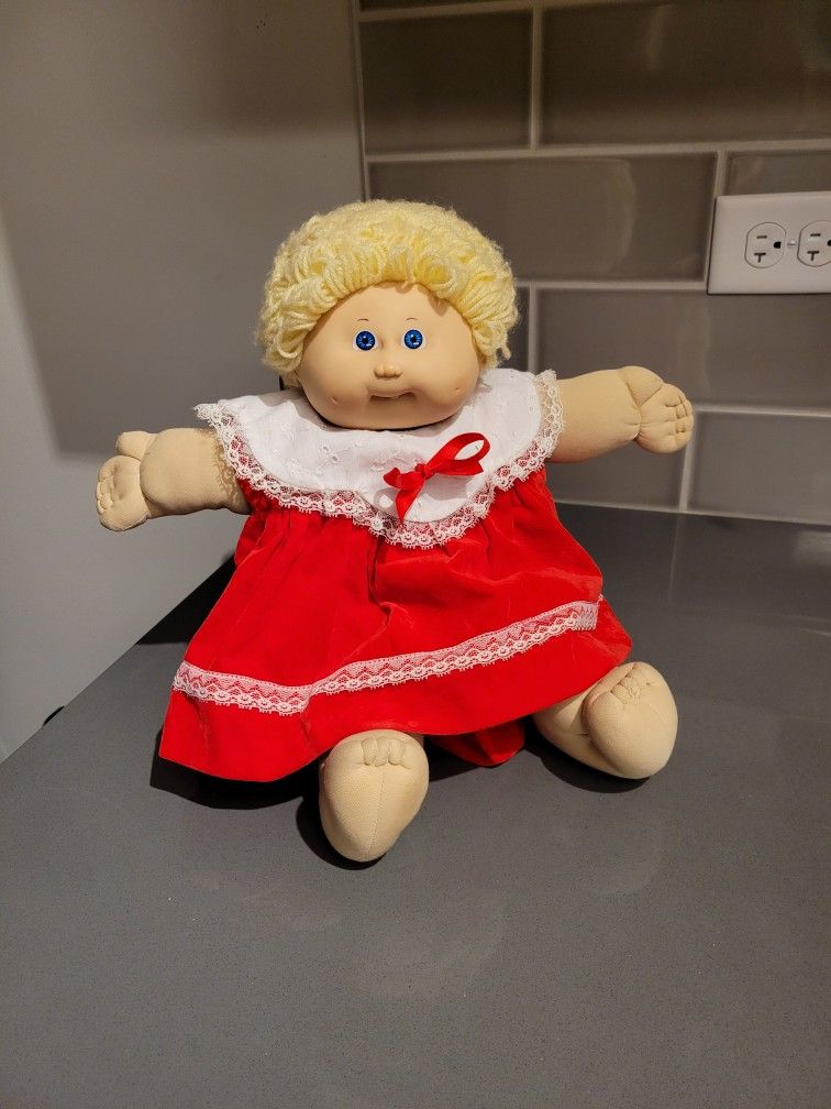Vintage Cabbage Patch Kids Doll 1982