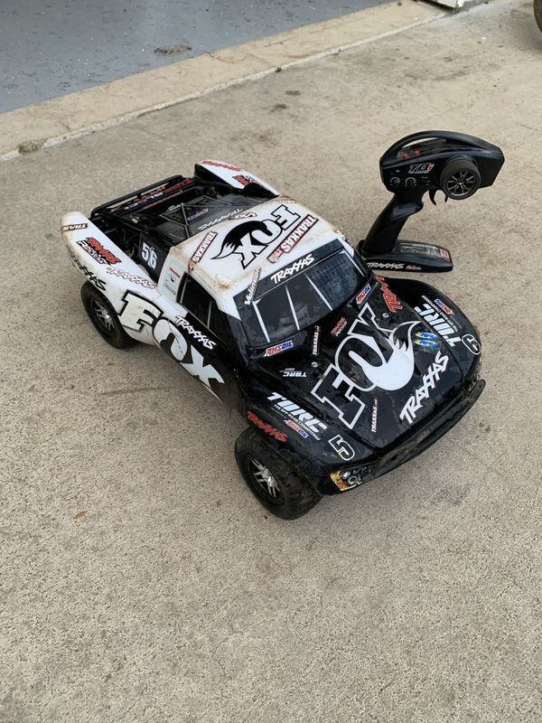 Traxxas Slash Fox Edition 4x4 for Sale in Battle Ground, WA - OfferUp