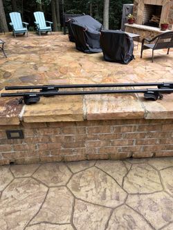 Yakima 58 inch rails with locks