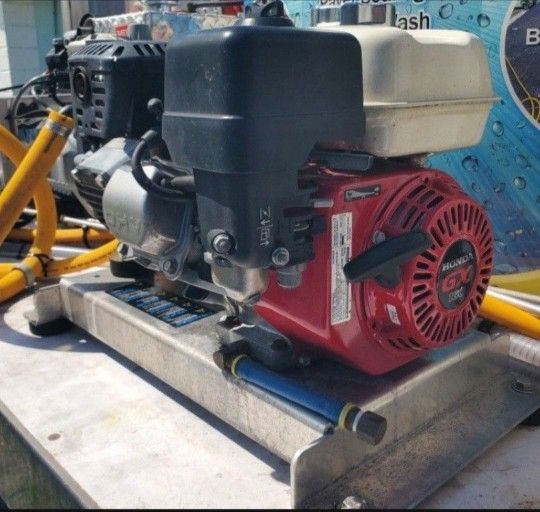 Comet P40 Softwash Pump (Read Ad)