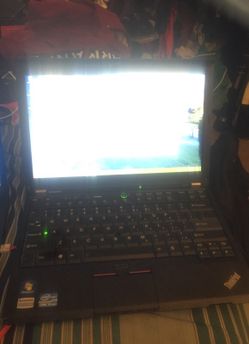 Lenovo X220 I5/4gb Ddr3 RAM/ 120Gb SSD / 12.1" backlit keyboard option, windows 10 activated. Very portable and not a Pain to take to class.