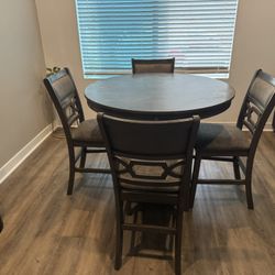 Dining set