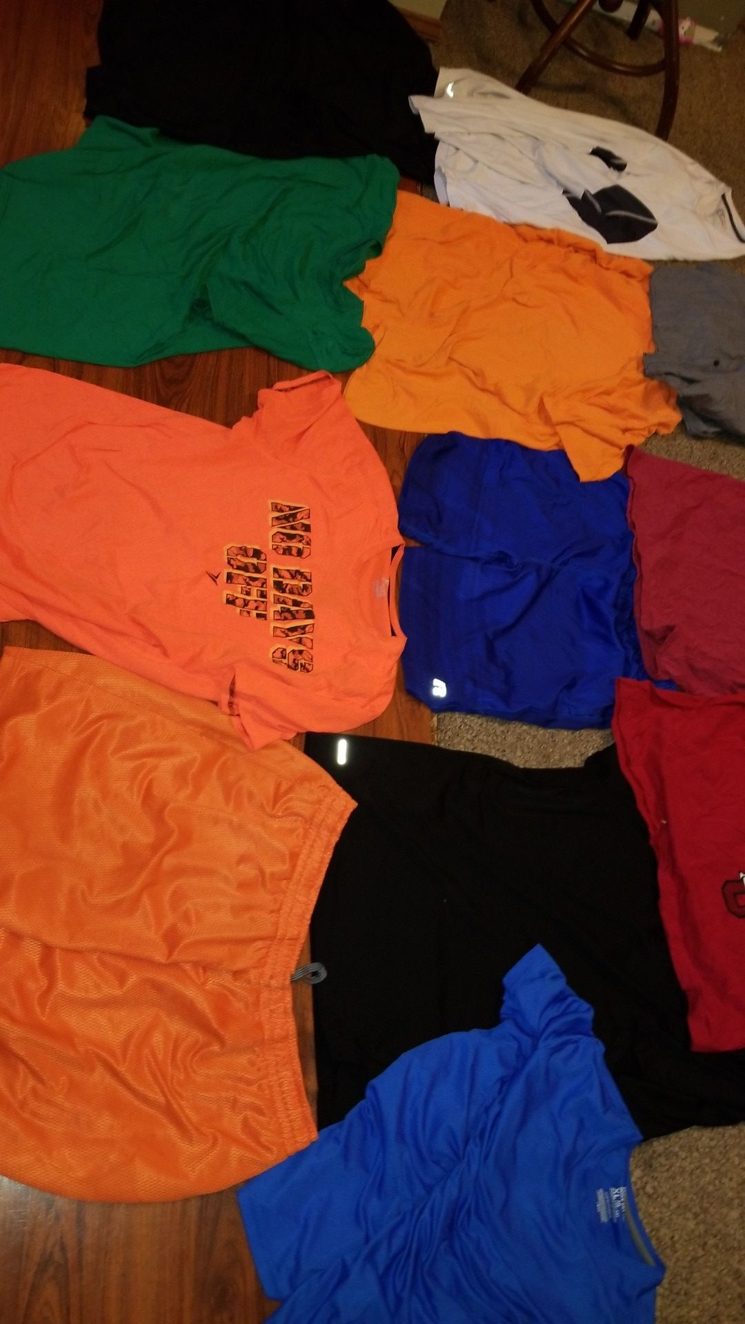 Men's XL and XXL clothes all for $5