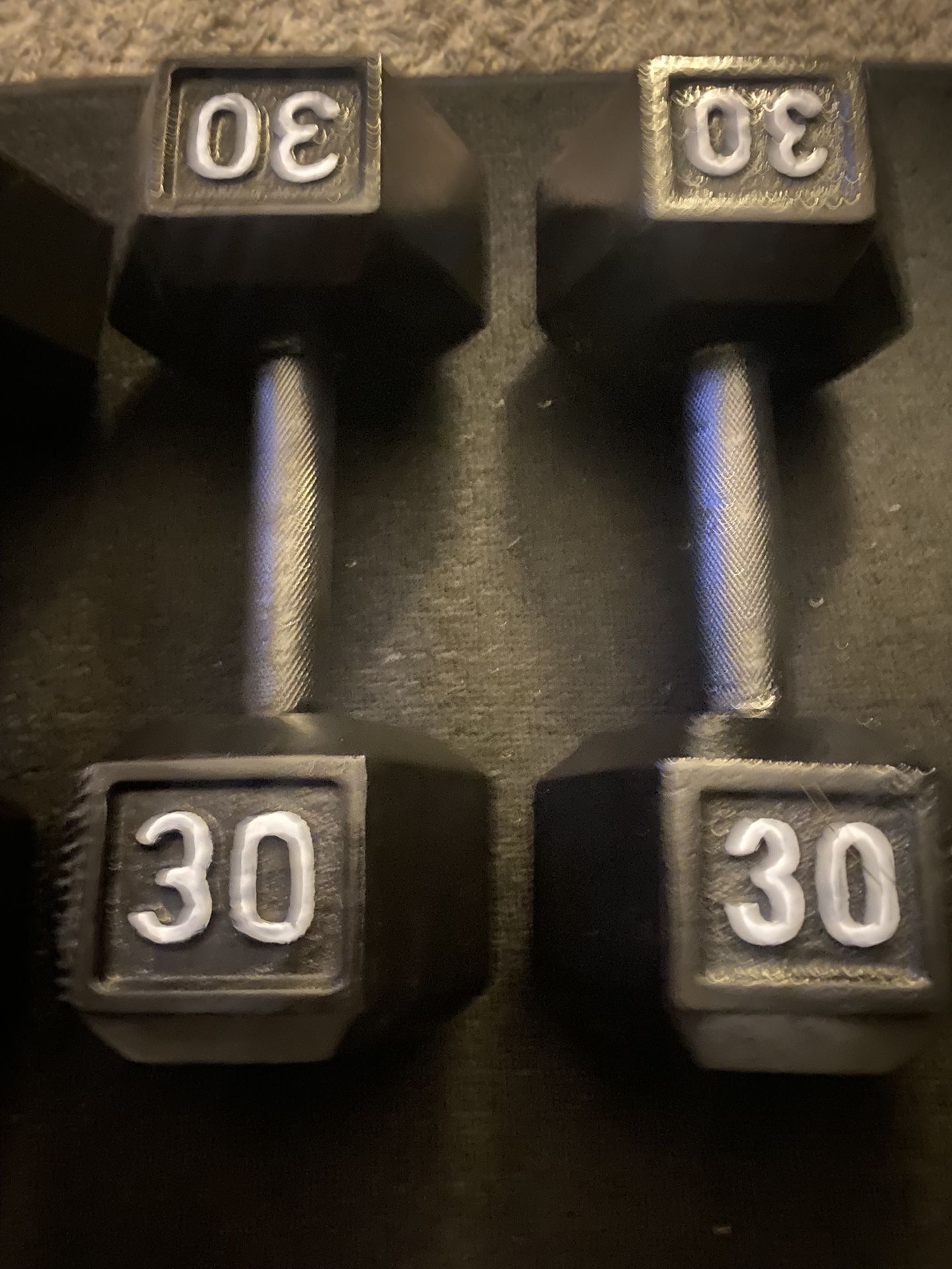 30 Lb Dumbbell Set $ 65
