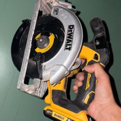 Dewalt 