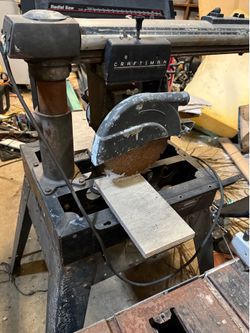 Radial arm saw