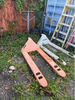 Pallet Jacks 5000lbs