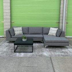 *Free Delivery* Gray Modern Sectional Couch Sofa