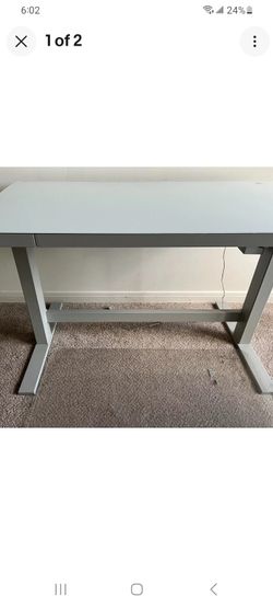 Tresanti Table