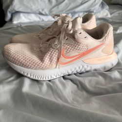 Women’s Nike Shoes