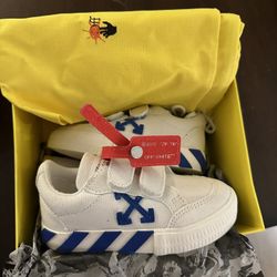 Kids Blue Off Whites 
