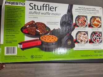 Stuffed waffle maker