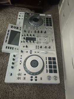 Pioneer DJ special edition