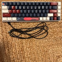 MAGEGEE - Gaming Mechanical Keyboard 68 Keys 