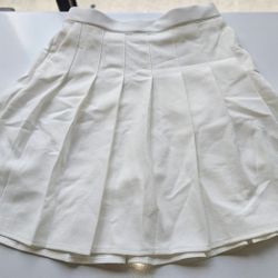 New Women, Girl Short Pleated Skirt 
L17 Waist 22"